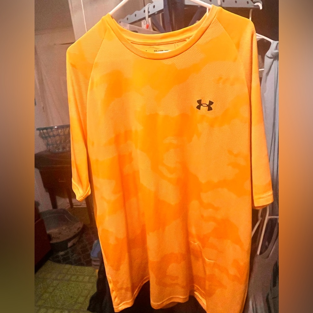 Under Armour Men's Bright Yellow Tee XXL